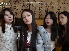 Four Girls Corded Up Singing