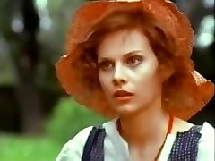 Brünette Stefania Casini nackt in diesem clip aus dem Film