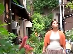 Sexy Japanese youthful lady enjoys with old