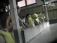 Asian girls are staying under the streams of shower water dvd 03241 Asian girls are staying under the streams of shower water dvd 03241