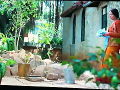 Sexy maid screaming & spitting, cum tribute Sexy maid screaming & spitting, cum tribute