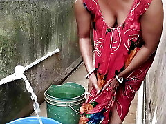 wifey ko chuda jab vo bahar balkani me nha rhi rhi, hindi HD porn video intercourse wifey ko chuda jab vo bahar balkani me nha rhi rhi, hindi HD porn video intercourse