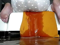 She make Dirty all the floor with thick cum