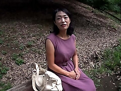 H053G04 A plain 60th birthday mature woman is a smooth-shaven pussy! An ordinary auntie makes a body with an excellent sensitivity shake