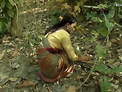 Super sexy desi women torn up in forest