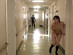 DI2305-An office lady who was wiped with an aphrodisiac by a molester is running away while squirting naked