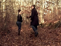 Jessy Dubai is a super-fucking-hot transgender princess with nice tits in need of a fuck