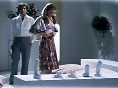 افتتاح Misty Beethoven (1975) افتتاح Misty Beethoven (1975)