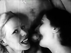 The fellating 1920's The fellating 1920's