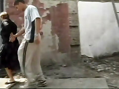 مادر بزرگ دیوانه می رود!!! - جلد 03 مادر بزرگ دیوانه می رود!!! - جلد 03