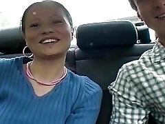 سبزه نونونوجوان مکیدن دیک سخت در ماشین سبزه نونونوجوان مکیدن دیک سخت در ماشین