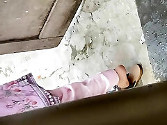 Chhoti Behen Ko Puri Nangi Hokr Nahate Dekha utter Desi Village Girl Douche Video