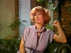 سینه کلان, مدل, مذاکرات در مورد زندگی حرفه ای خود را سینه کلان, مدل, مذاکرات در مورد زندگی حرفه ای خود را