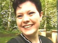 Vom Wald ins Bett gefickt Vom Wald ins Bett gefickt