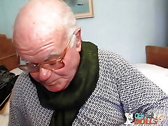 Beautiful caregiver Sarah Star fucked by cunning older grandpa Mireck