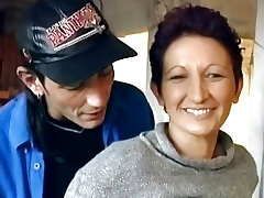 mamá alemana follada como una perra