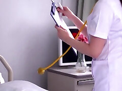 B2G0304- Rich sucky-sucky service of a mature nurse