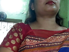 bhabhi indien a des relations sexuelles avec son demi-frère montrant des seins