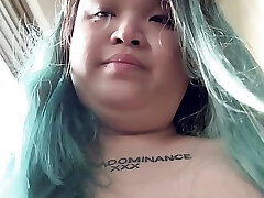 татуированный азиат с карри