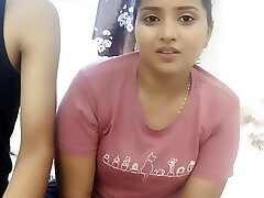 Beau or Girlfriend Ka Bich Pochaa Room Malik