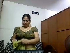 Cam Aunty Changing