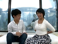 B2J1902-Mature Mother Depriving Her Son's Friend's V-card