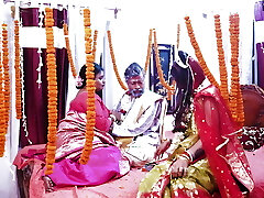 Tharki Burha Nikala Suhagraat manane apne teenager nai nawali Biwiyon ke sath aur Kia Kand ( Hindi Audio )