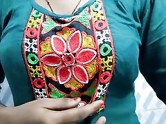 delhi college mädchen priya ne brüste dikhaya