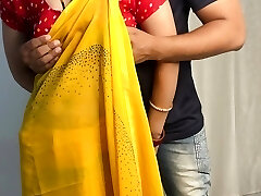 Shararti Padosan Bhabhi Ne kari Masti