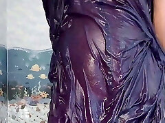 Priya’s fresh bathing video in petticoat – warm bathing