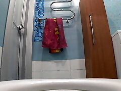 Mature hairy pussy pisses on the toilet, the camera is watching her. Fat ass, cunny, asshole close-up. Cougar pisses. Mature hairy pussy pisses on the toilet, the camera is watching her. Fat ass, cunny, asshole close-up. Cougar pisses.