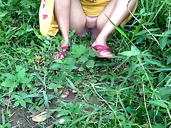 Romping Mom at Farmhouse, Risky Sex
