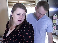 Mature big-chested stepmom gets anal sex from young stepson