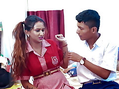 Slim gorgeous girlfriend enjoyed the sex pleasure with her boyfriend