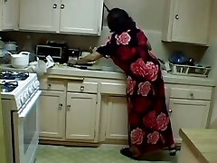 Dirty Grannie!!! - Chapter #01