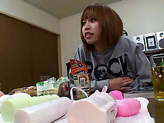 junge asiatin bekommt von ihren onkels vibratoren und dildos vorgefahren junge asiatin bekommt von ihren onkels vibratoren und dildos vorgefahren