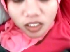 Nubile indonesian Maid Attempting White Dick First Time