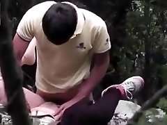 caught Chinese couple pummel in the forest
