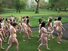 Brit naturist women in groups Brit naturist women in groups