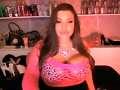 Nadja diamond horny on cam with her killer body and hot giant fake lips