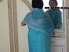 Desi Softcore Aunty Boobs In Douche