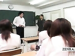 Sous-titré CFNM Japonais de la salle de classe masturbation show Sous-titré CFNM Japonais de la salle de classe masturbation show