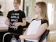 deux putain de filles impressionnantes ne peuvent pas arrêter de manger les uns les autres chattes humides deux putain de filles impressionnantes ne peuvent pas arrêter de manger les uns les autres chattes humides