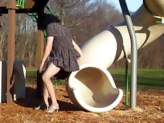 Crossdresser au parc