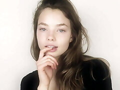 VIDAGE DE COUILLES EN REGLE SUR KRISTINE FROSETH VIDAGE DE COUILLES EN REGLE SUR KRISTINE FROSETH