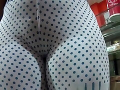 Ebony girl big arse and cameltoe