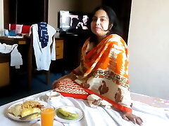 Bangladeshi gf tanisha in hotel 2