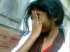 Desi Indian Girl Blowjob Her Beau Outdoor
