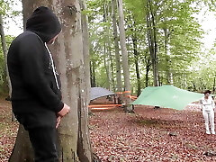 creampie avec un inconnu au camping