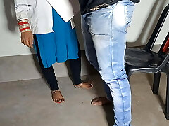 Hospital Me Nurse Ko Patakar Vahi Chair Par Chod Diya Hospital Me Nurse Ko Patakar Vahi Chair Par Chod Diya